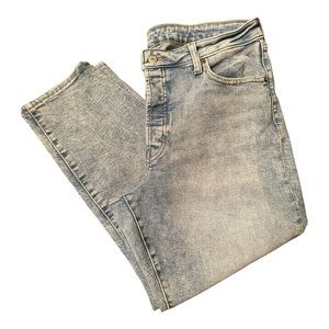 Old Navy Women’s Jeans High Rise O.G. Straight Extra Stretch light button fly 14